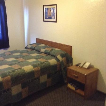 Royal Suite Lodge Anchorage Exterior photo